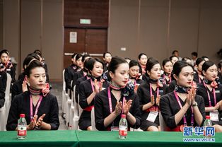 東航空姐亮相四葉草，專業禮儀服務助力第二屆進博會